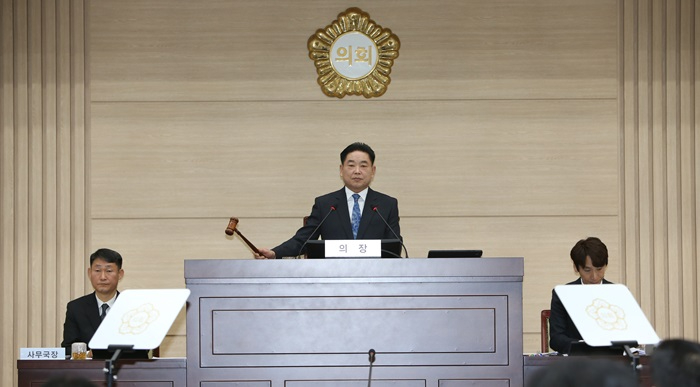 의장님 1.JPG