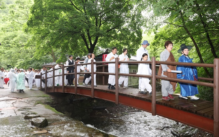 2. 0622 정읍시, 434년 전 조선왕조실록 지켜낸 정신 기린다…이안 기념행사 성료 (6).jpg