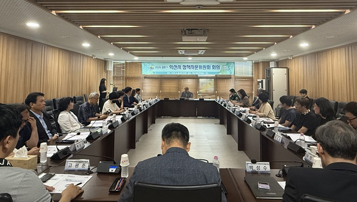 1_익산시 정책자문위, 익산역 복합개발 _실현 가능성_ 머리 맞대.jpg