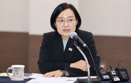 한성숙 국무총리 취임 후 첫 전북 방문, 새만금 투자기업 현장 목소리 청취