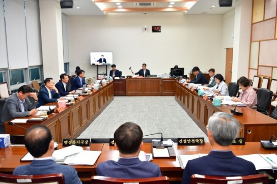 완주군의회, 2022 회계연도 결산심의 시작