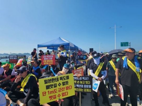 군산항과 새만금신항의 단일 행정구역 결정 촉구