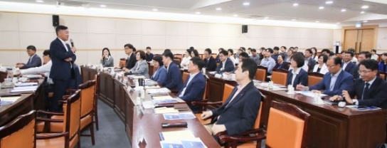 김관영 전북지사, 바이오산업 활성화를 위한 포럼 개최