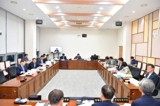 완주군의회, 예결특위 김규성 위원장 임명